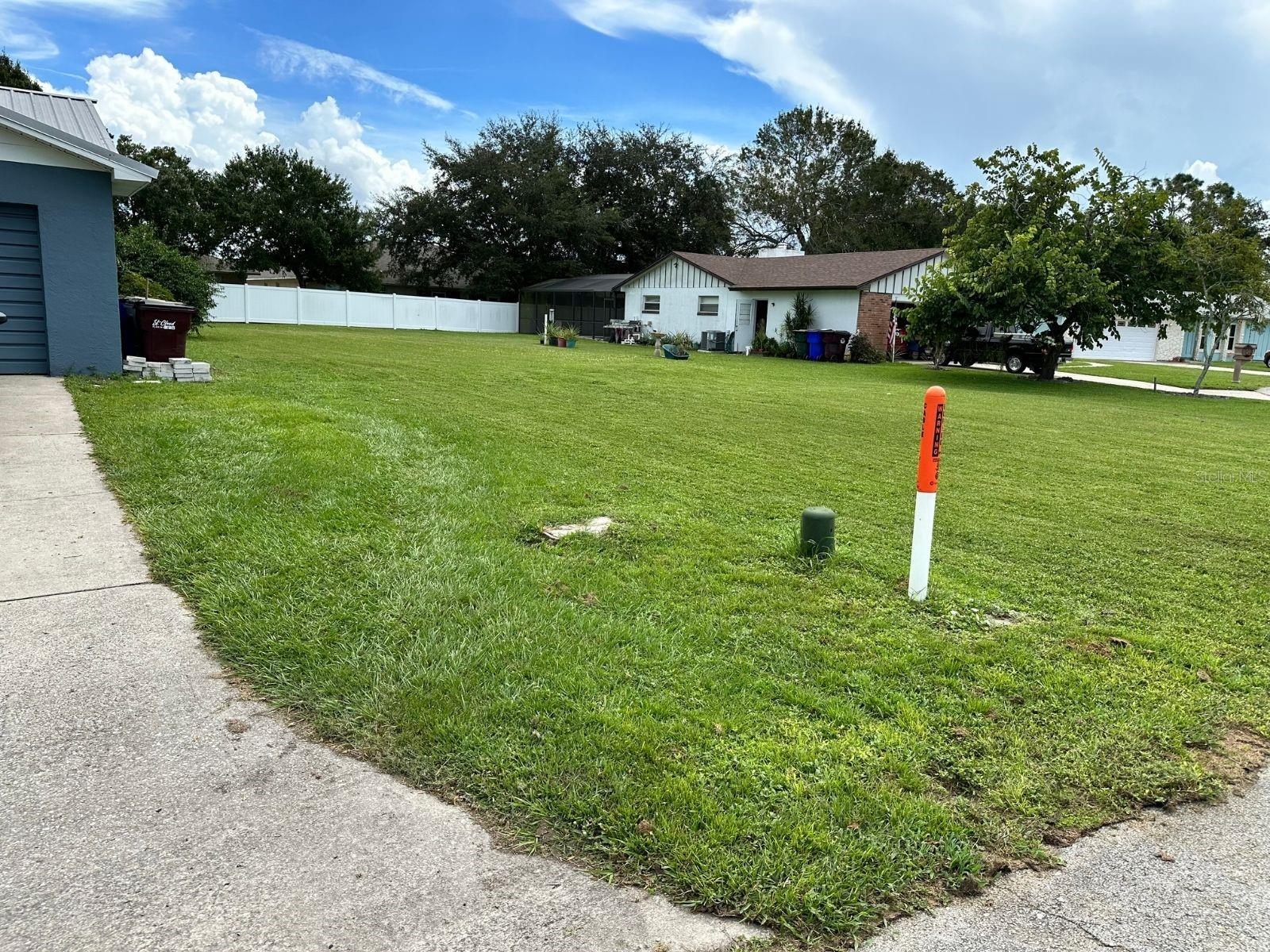 Image 2 of 5 For 1735 Longleaf Dr (vacant Land)