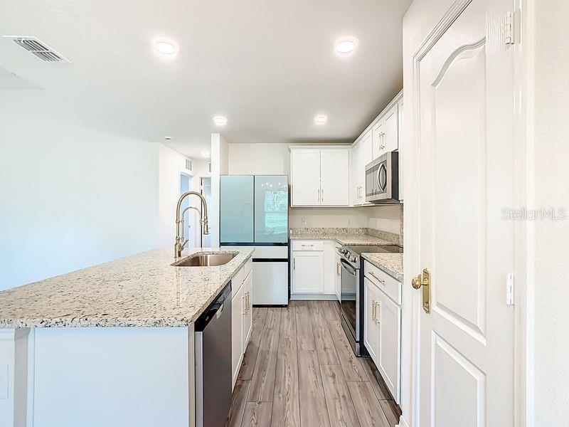 Image 11 of 47 For 382 Bowfin Drive 382