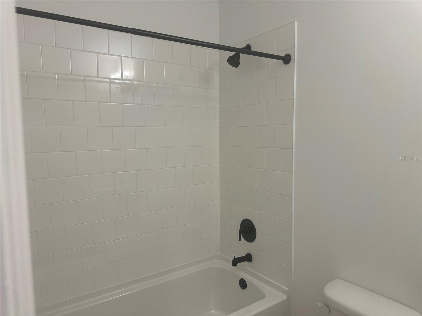 Image 10 of 12 For 712 Donau Avenue Nw