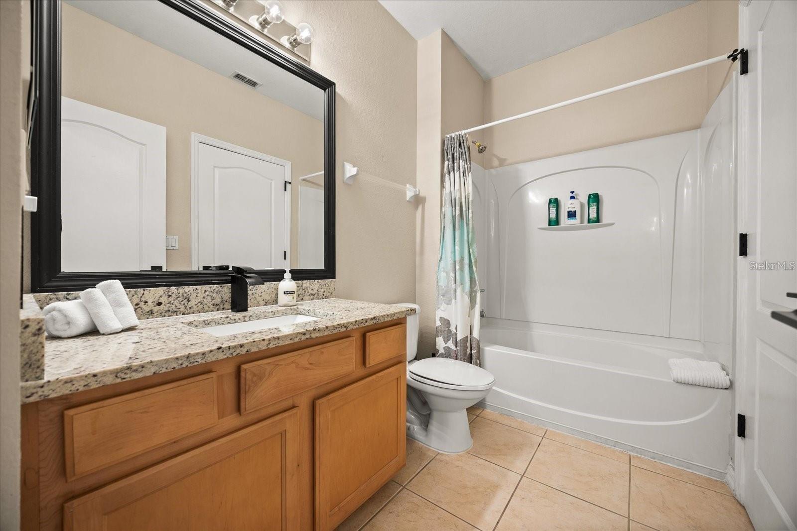 Image 11 of 19 For 2462 Caravelle Circle