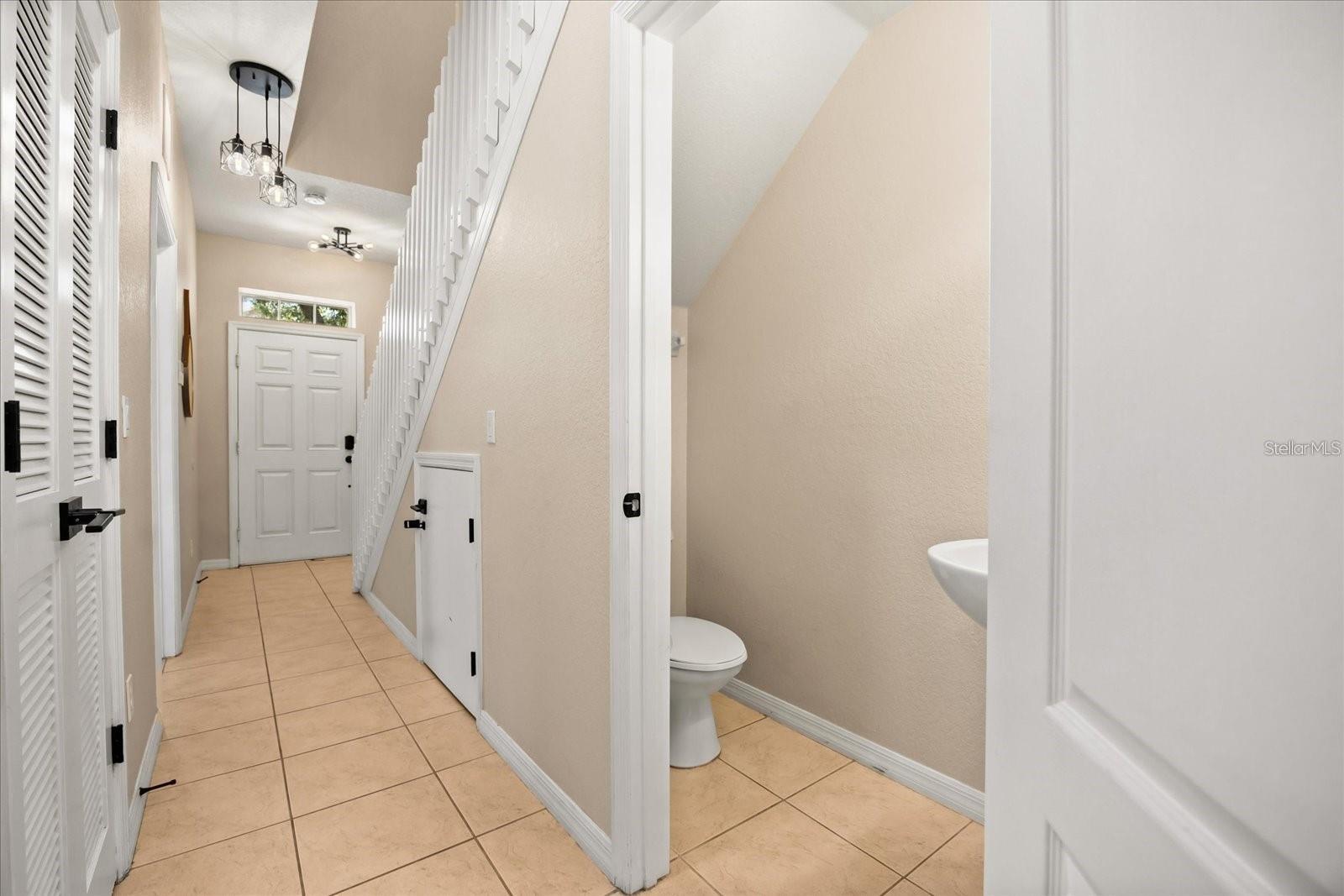 Image 2 of 19 For 2462 Caravelle Circle