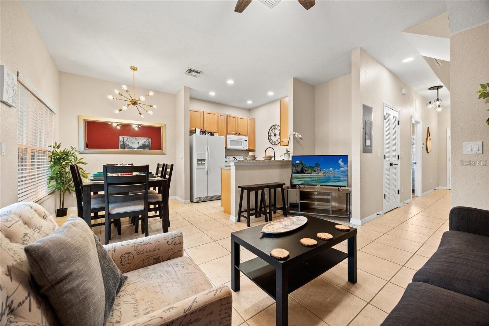 Image 4 of 19 For 2462 Caravelle Circle