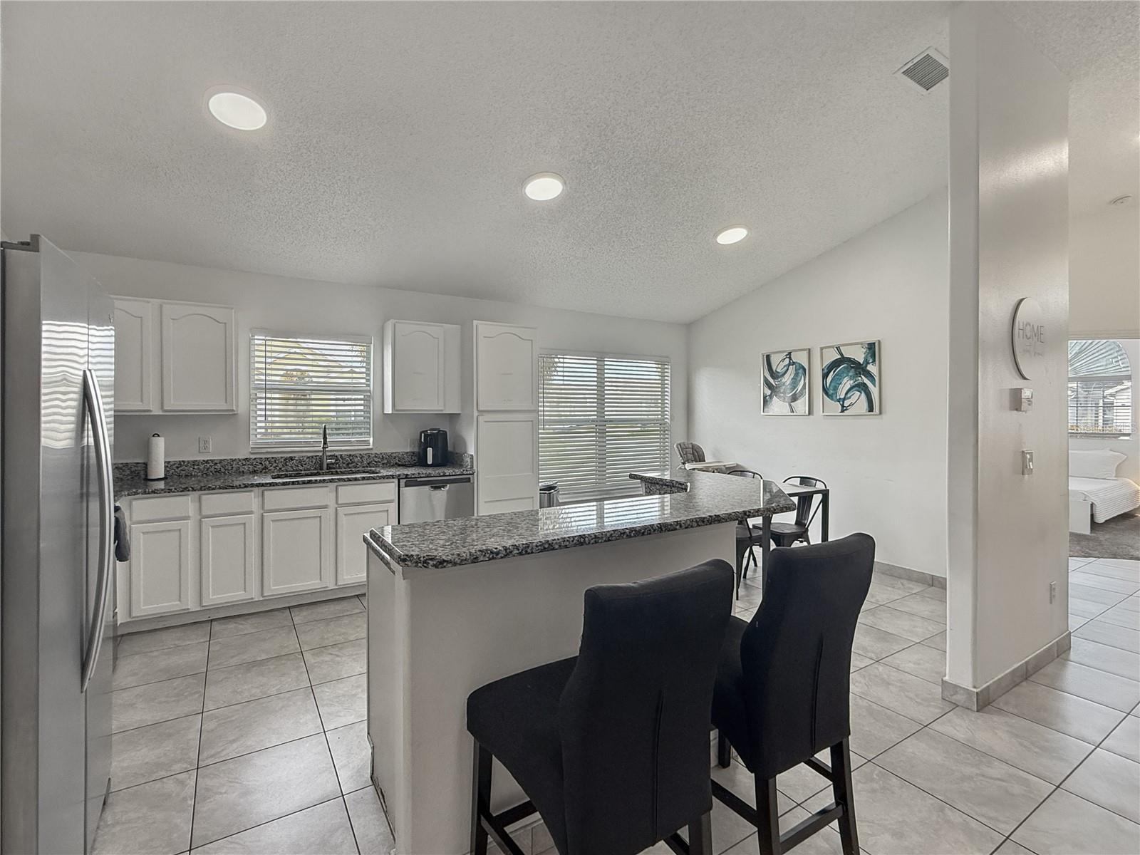 Image 10 of 28 For 2512 Oneida Loop