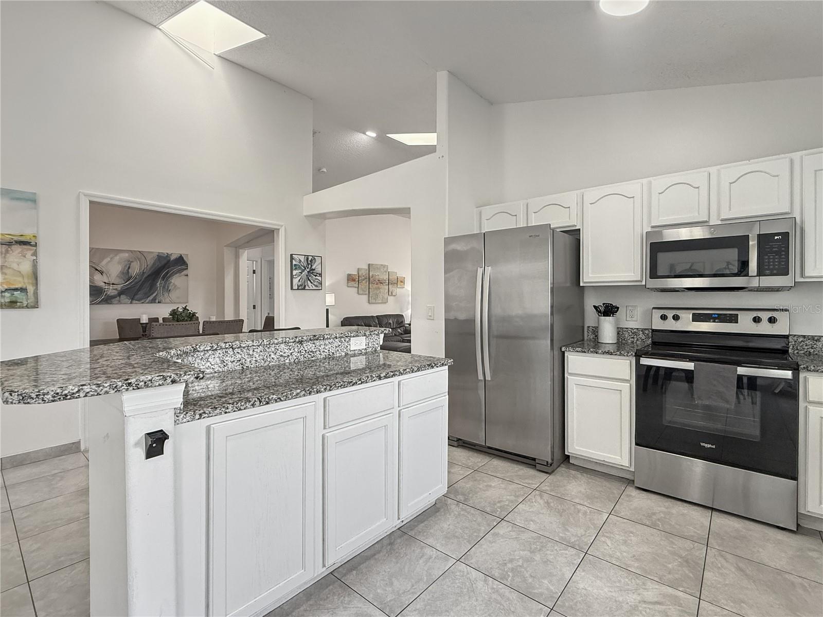 Image 12 of 28 For 2512 Oneida Loop