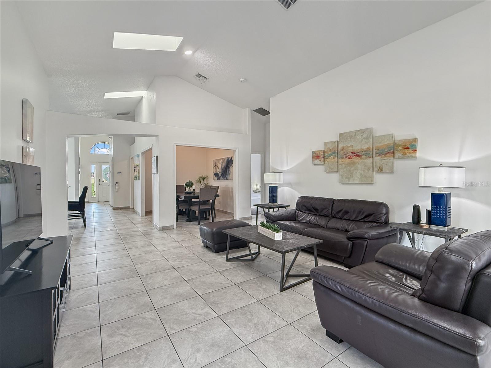 Image 6 of 28 For 2512 Oneida Loop