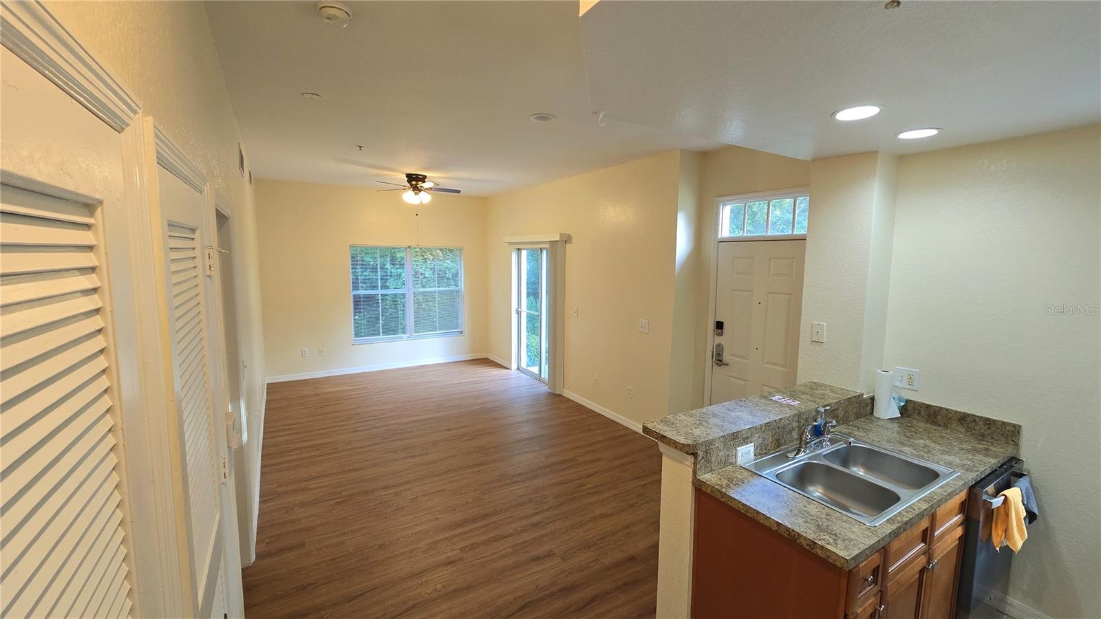 Image 8 of 39 For 4005 Santa Maria Drive 107