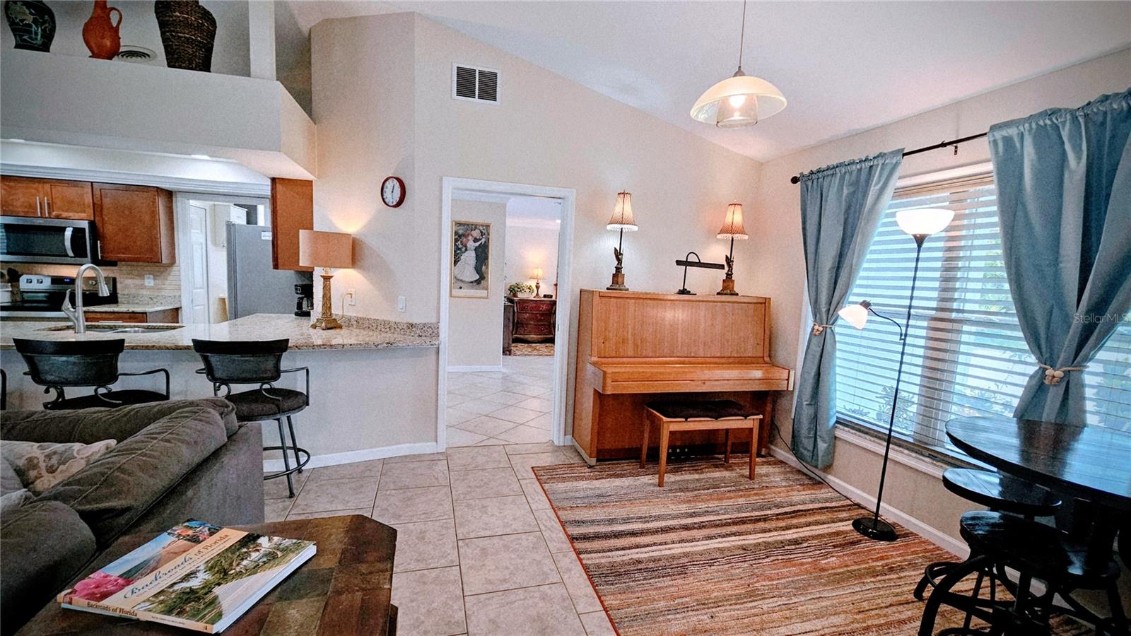 Image 12 of 48 For 881 Bayshore Drive