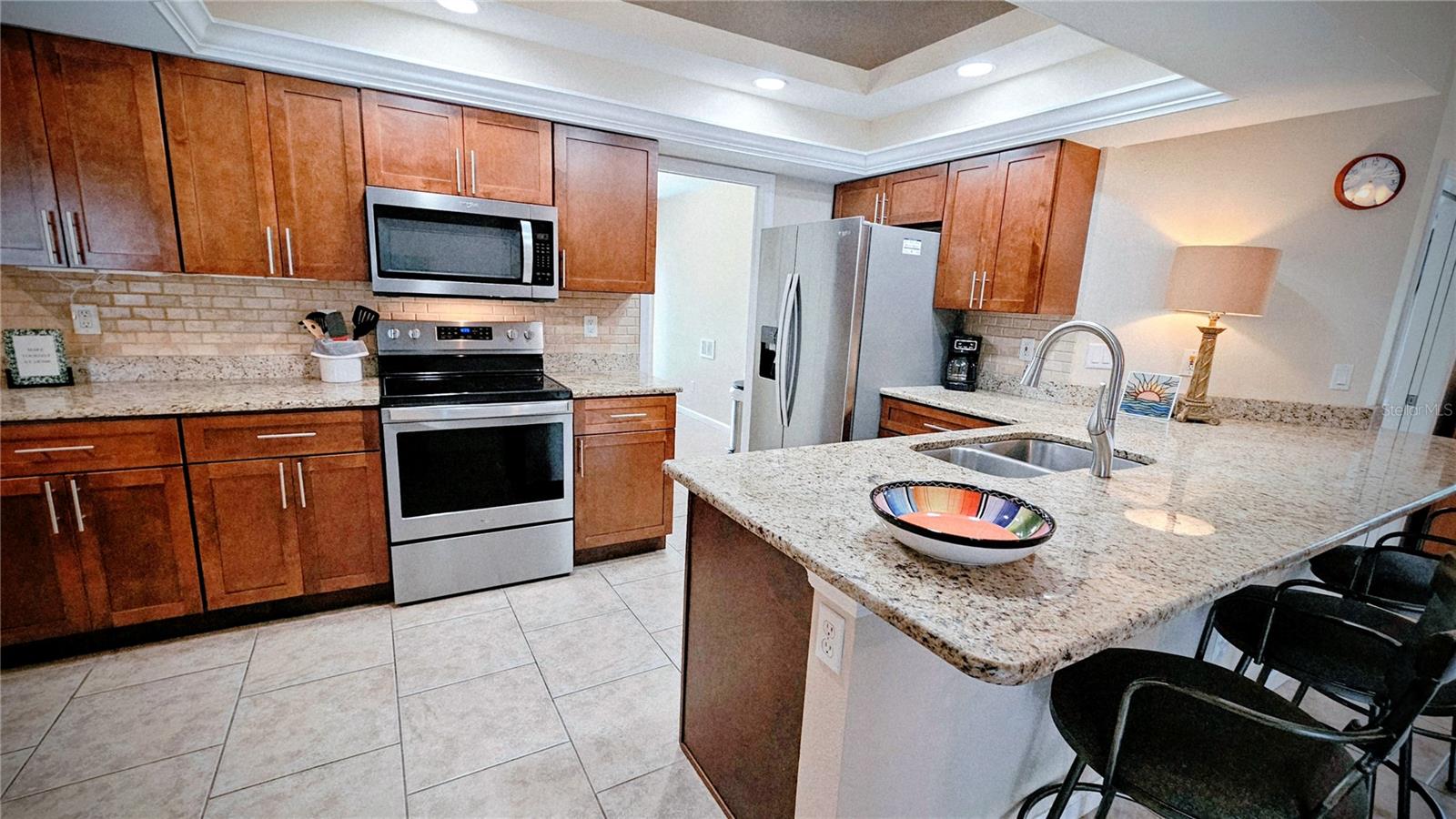 Image 15 of 48 For 881 Bayshore Drive