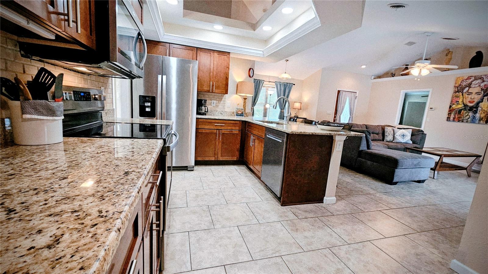 Image 16 of 48 For 881 Bayshore Drive