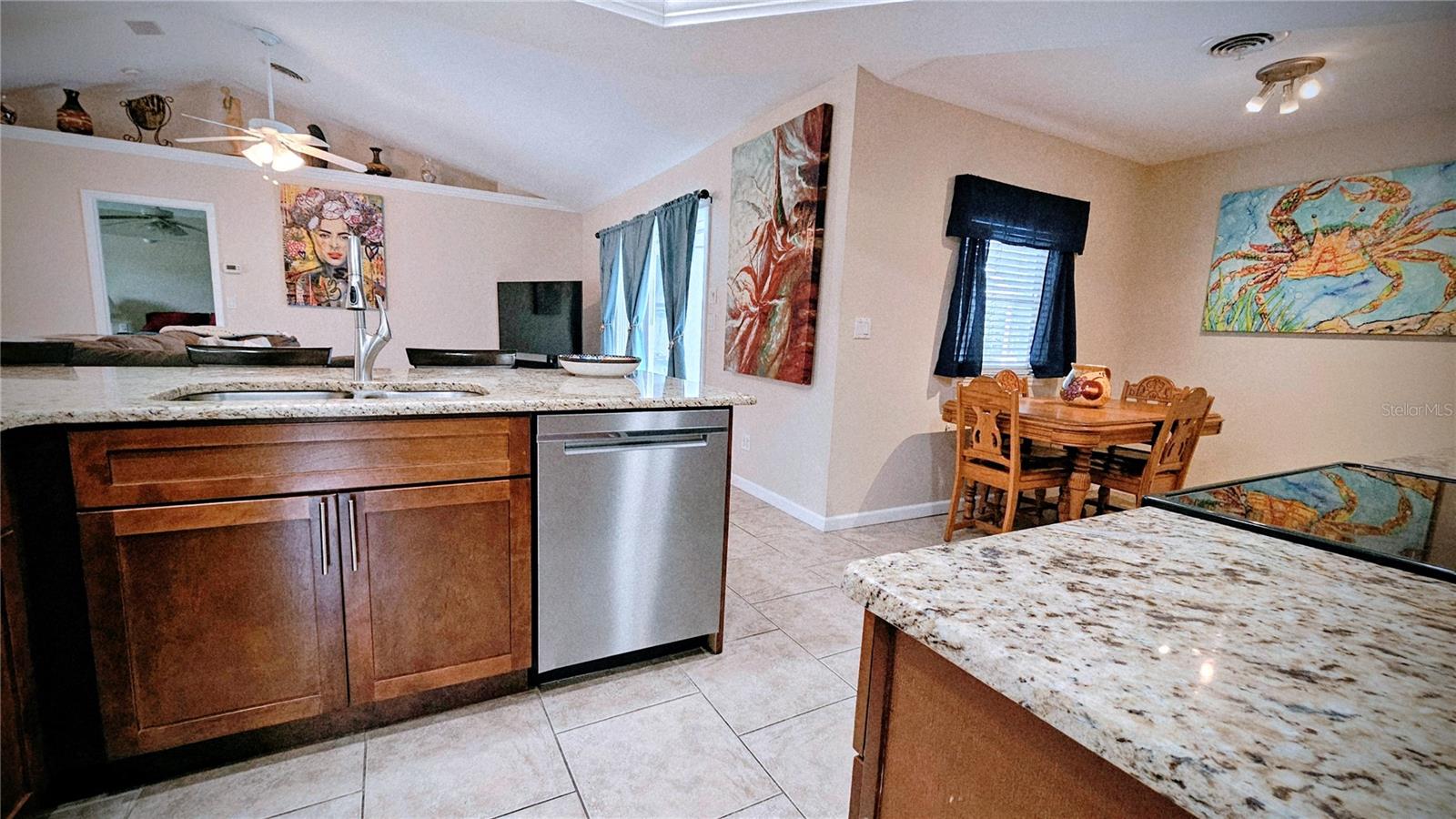Image 18 of 48 For 881 Bayshore Drive