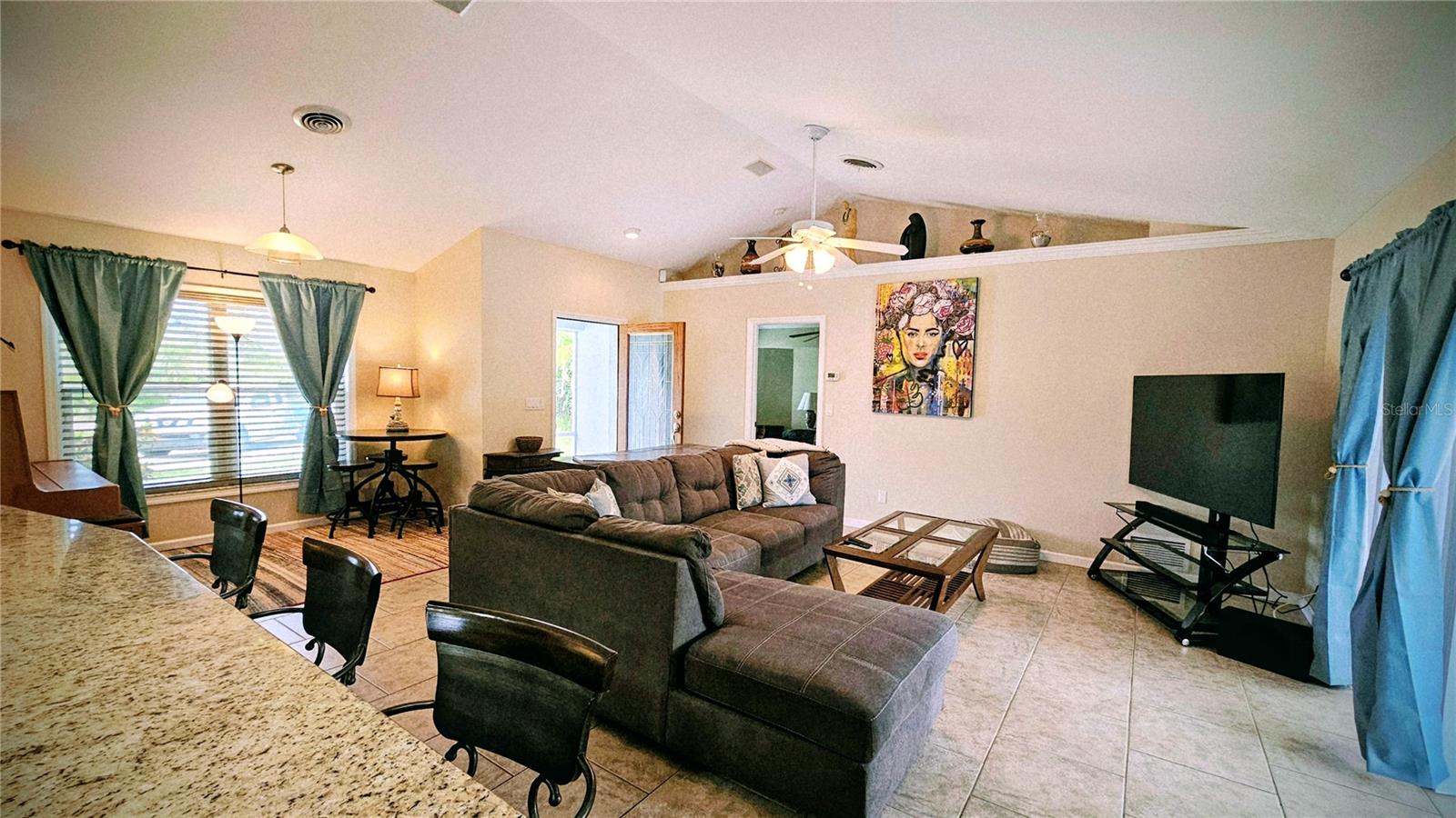 Image 8 of 48 For 881 Bayshore Drive
