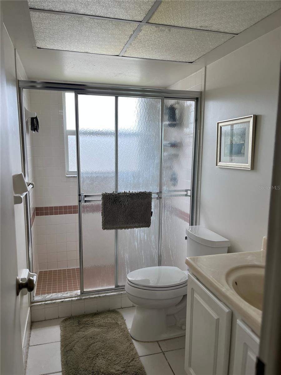Image 23 of 32 For 725 Port Malabar Boulevard Ne 200