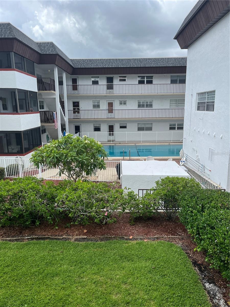 Image 3 of 32 For 725 Port Malabar Boulevard Ne 200