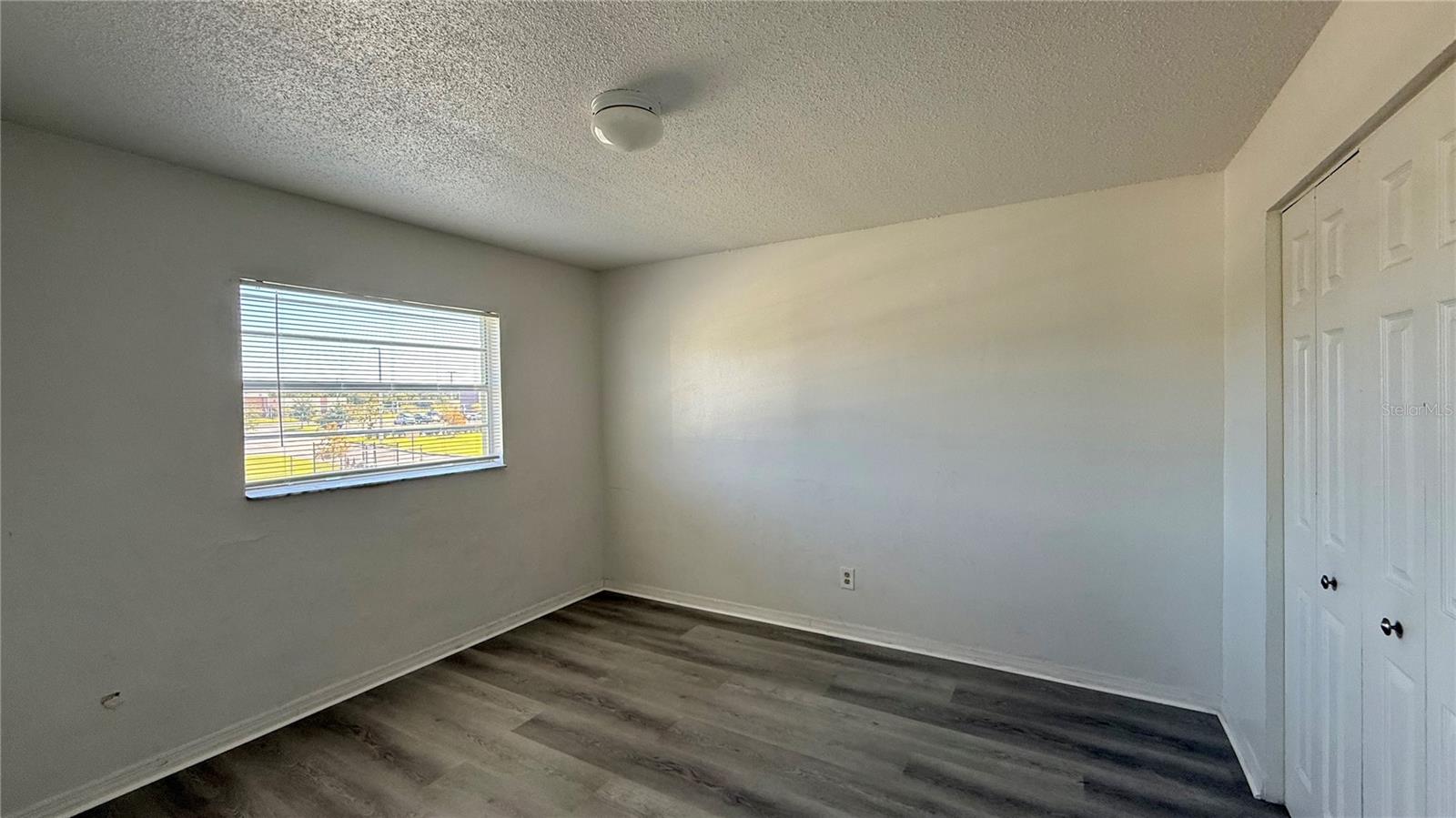 Image 19 of 23 For 696 Michigan Court 3