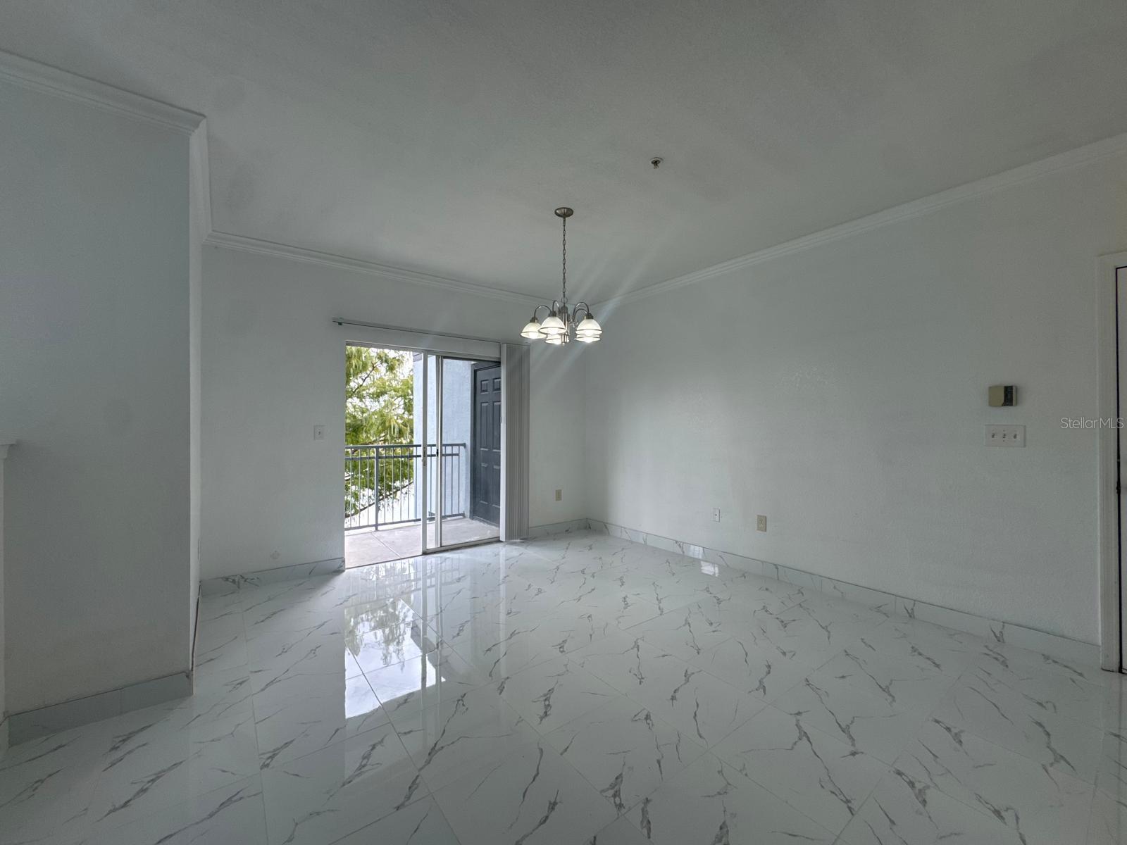 Image 10 of 20 For 3702 Palm Desert Lane 5423
