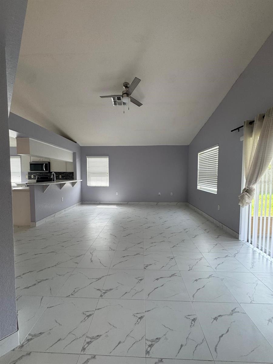 Image 12 of 18 For 6565 Crews Vue Loop