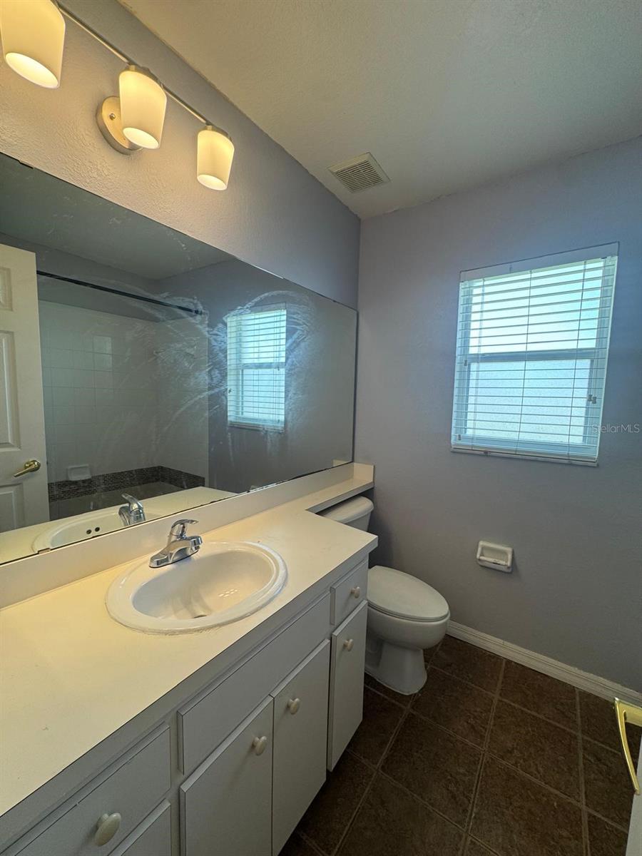 Image 16 of 18 For 6565 Crews Vue Loop