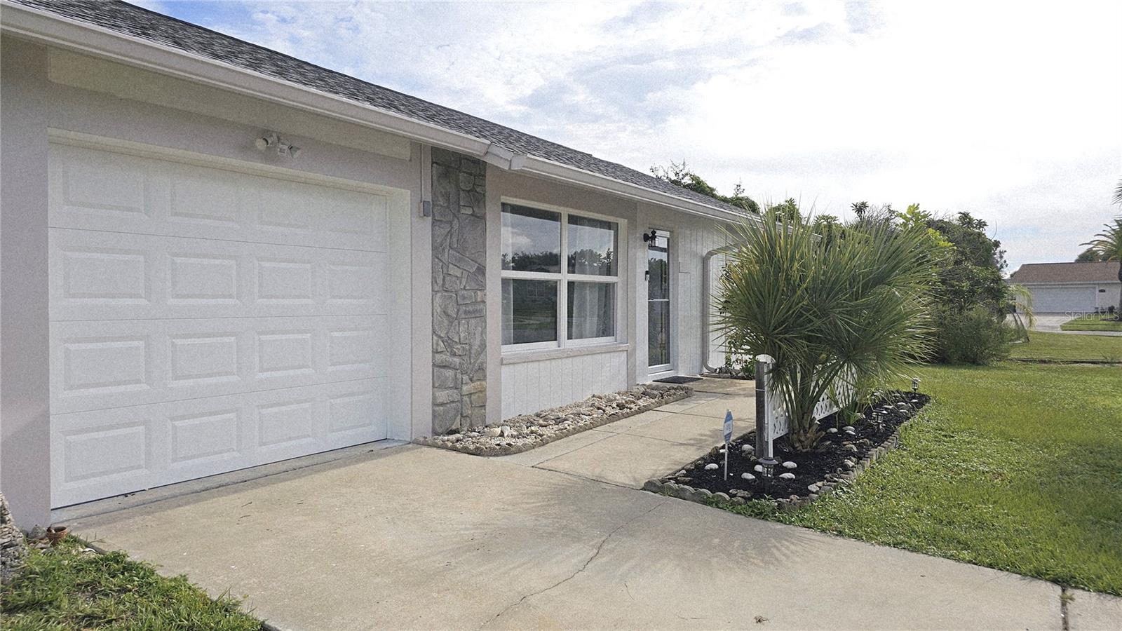 Image 2 of 27 For 13398 Ballon Avenue