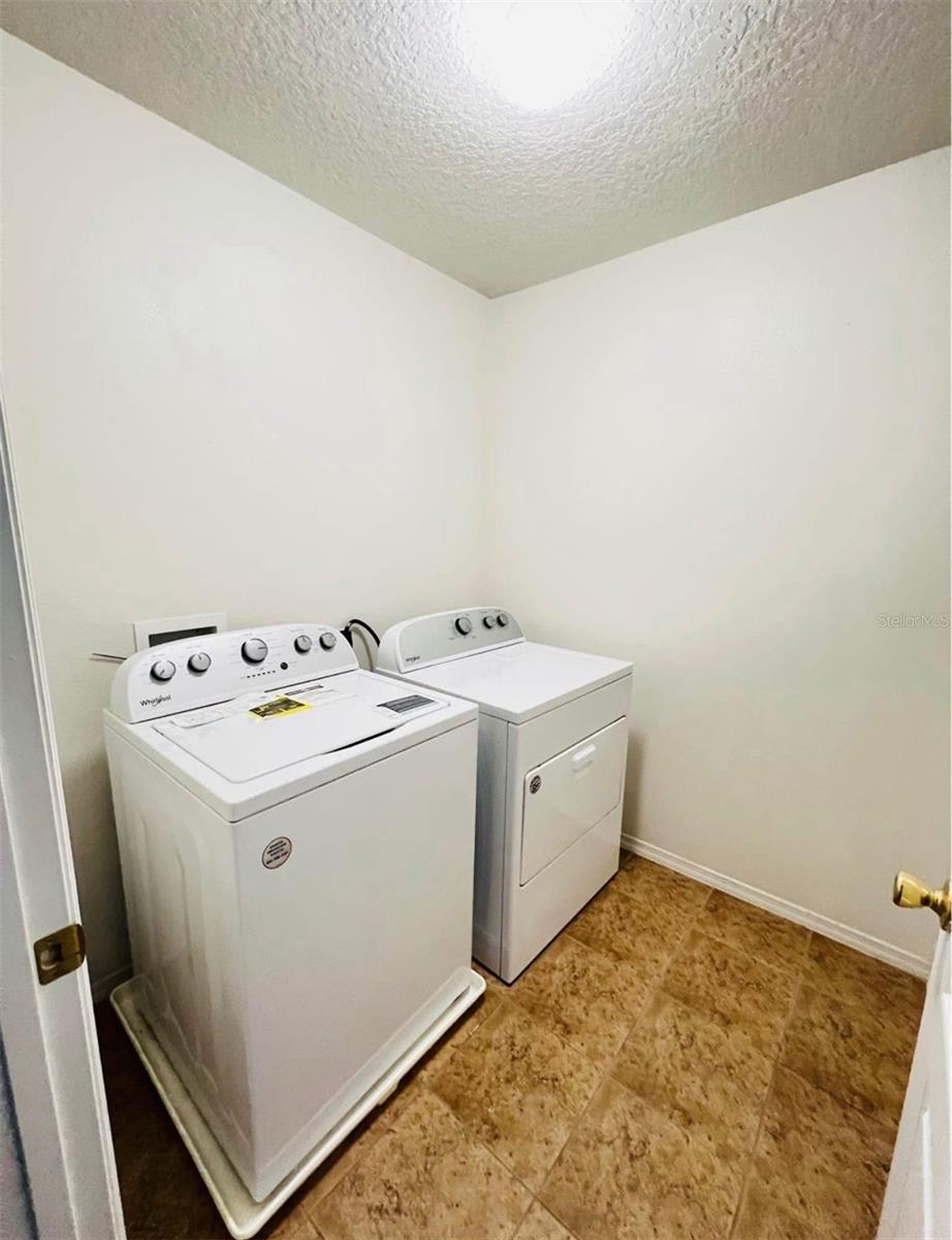 Image 5 of 18 For 13004 Boggy Pointe Drive
