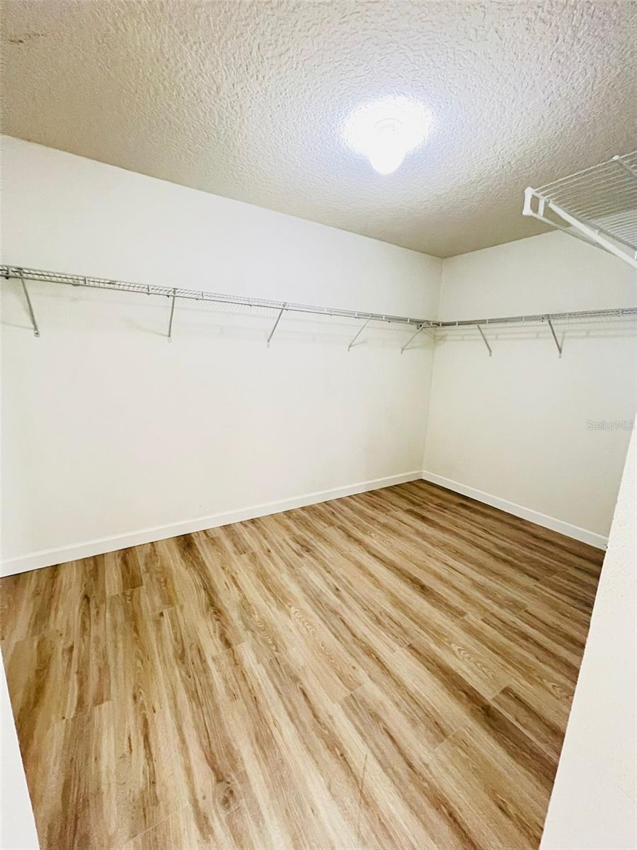 Image 8 of 18 For 13004 Boggy Pointe Drive
