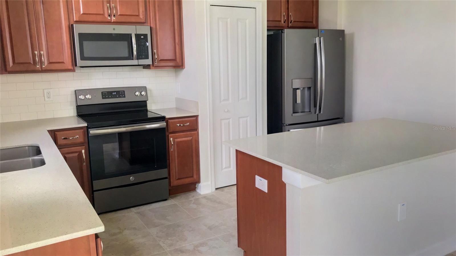 Image 4 of 27 For 4756 Tribute Trail