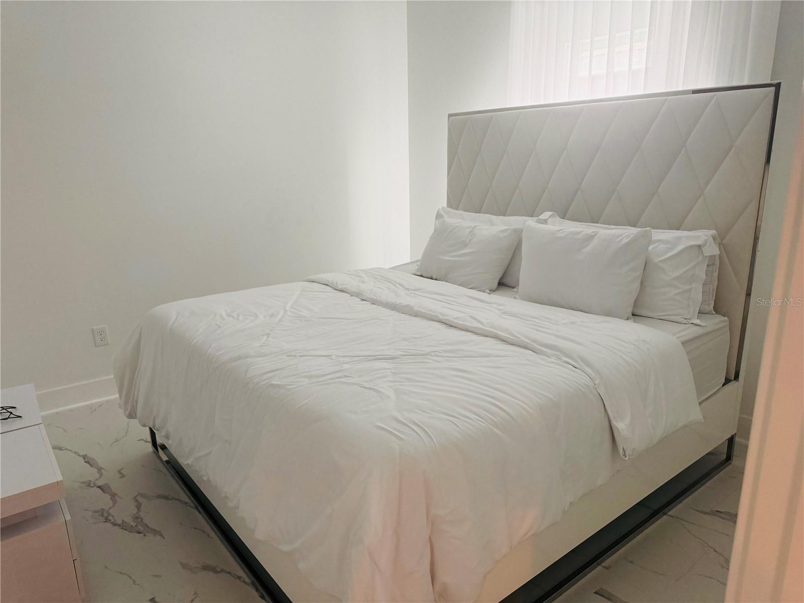 Image 18 of 36 For 14978 Lebeau Loop