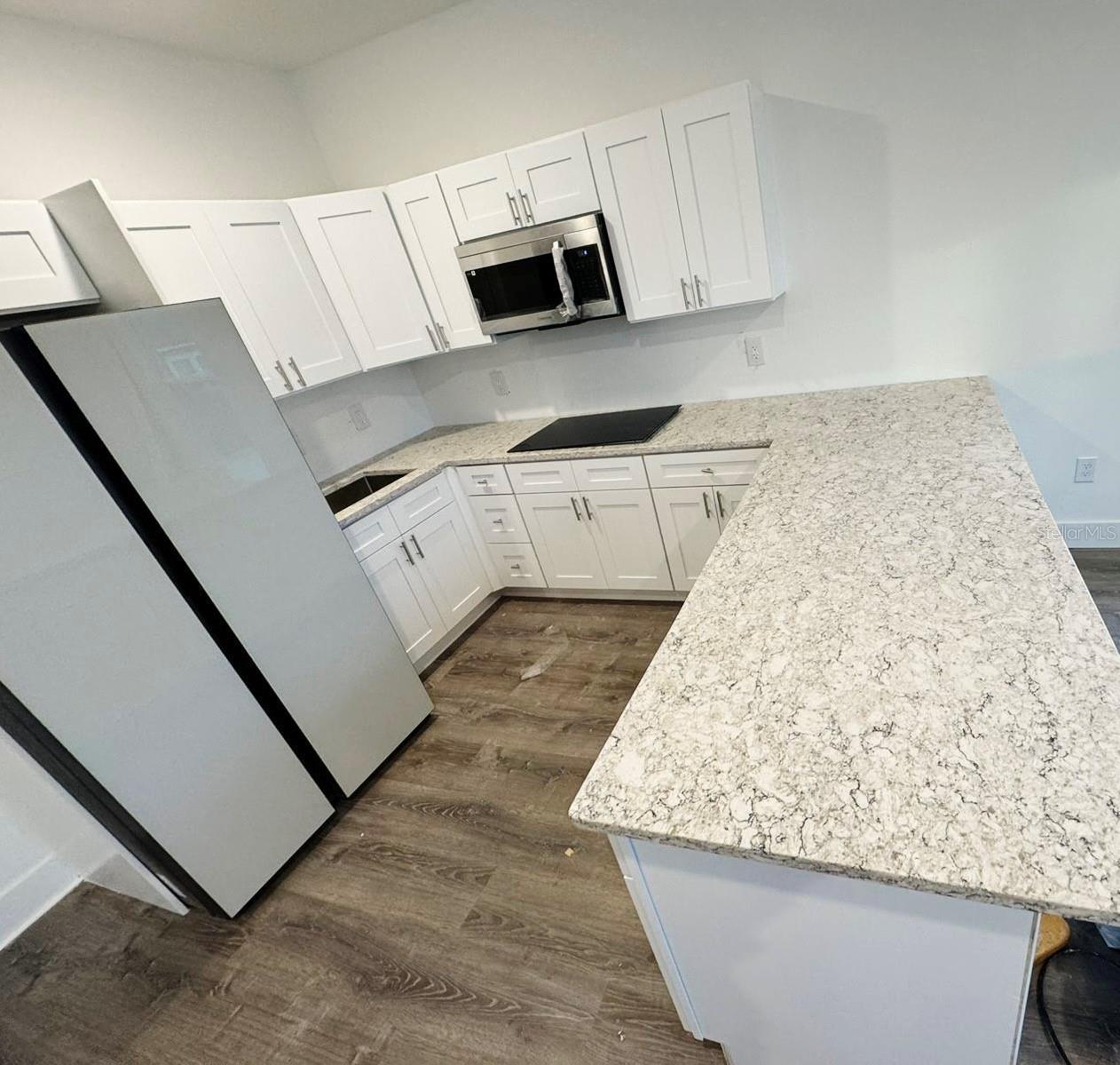 Image 20 of 36 For 14978 Lebeau Loop