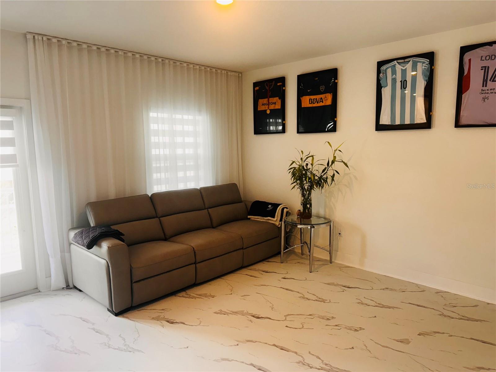 Image 31 of 36 For 14978 Lebeau Loop