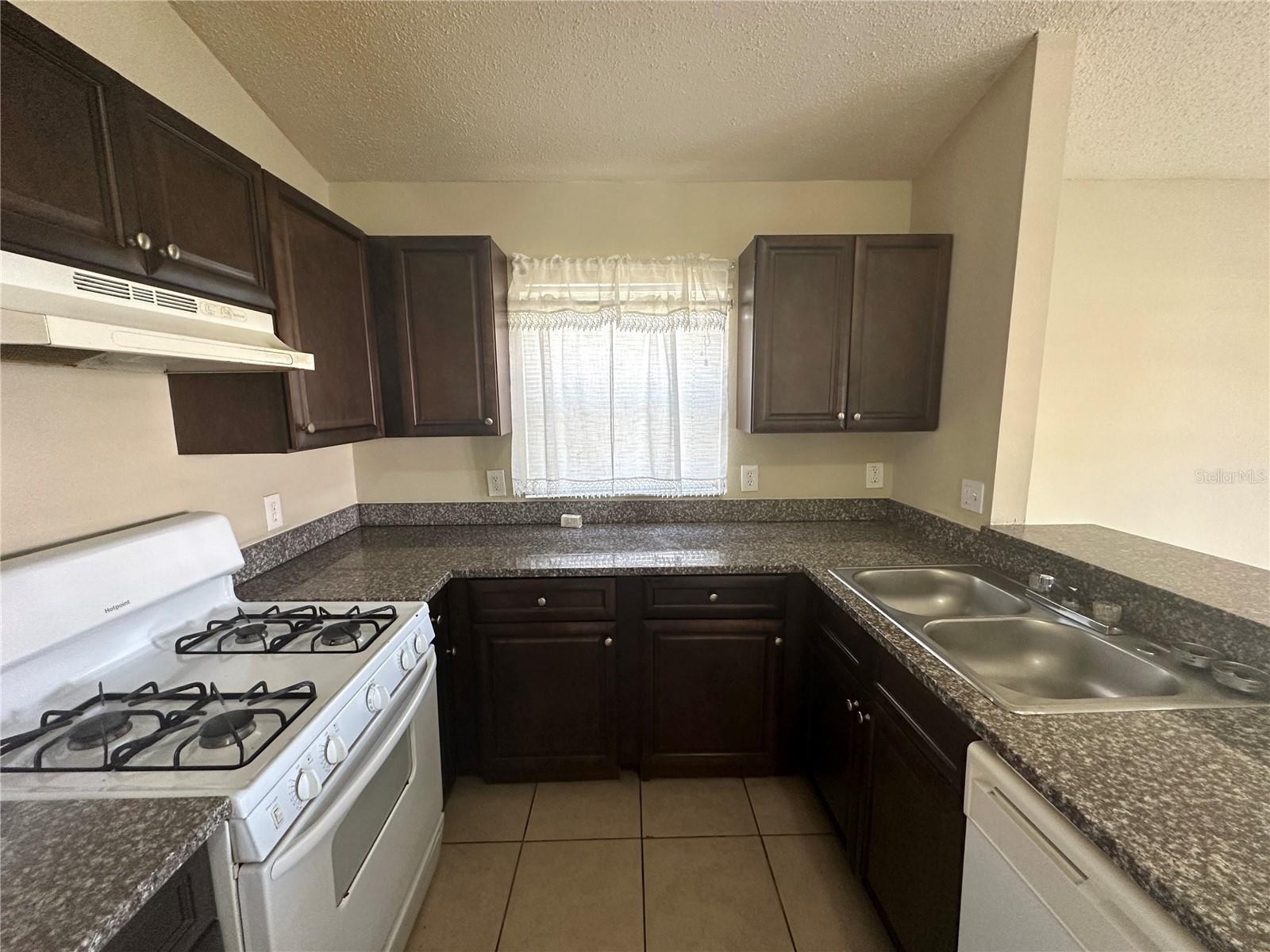 Image 4 of 15 For 5104 Aventura Boulevard