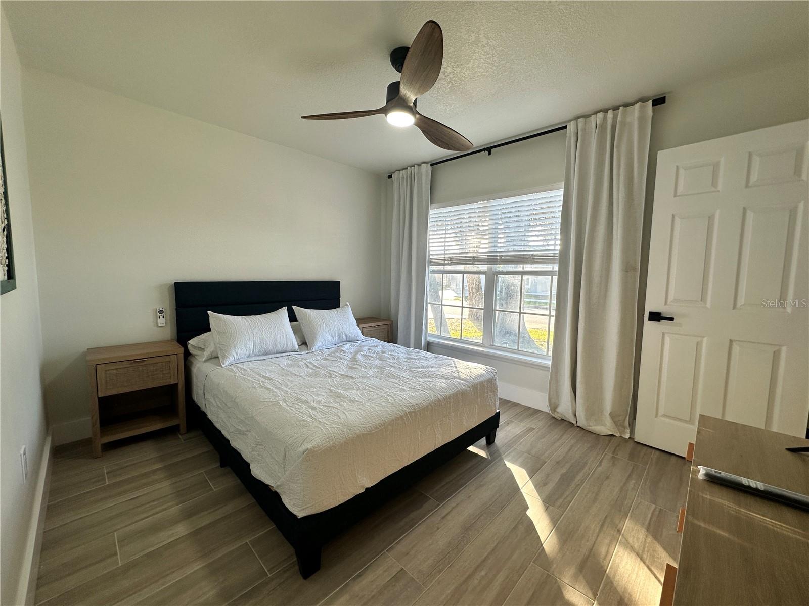 Image 22 of 49 For 17410 Woodcrest Way