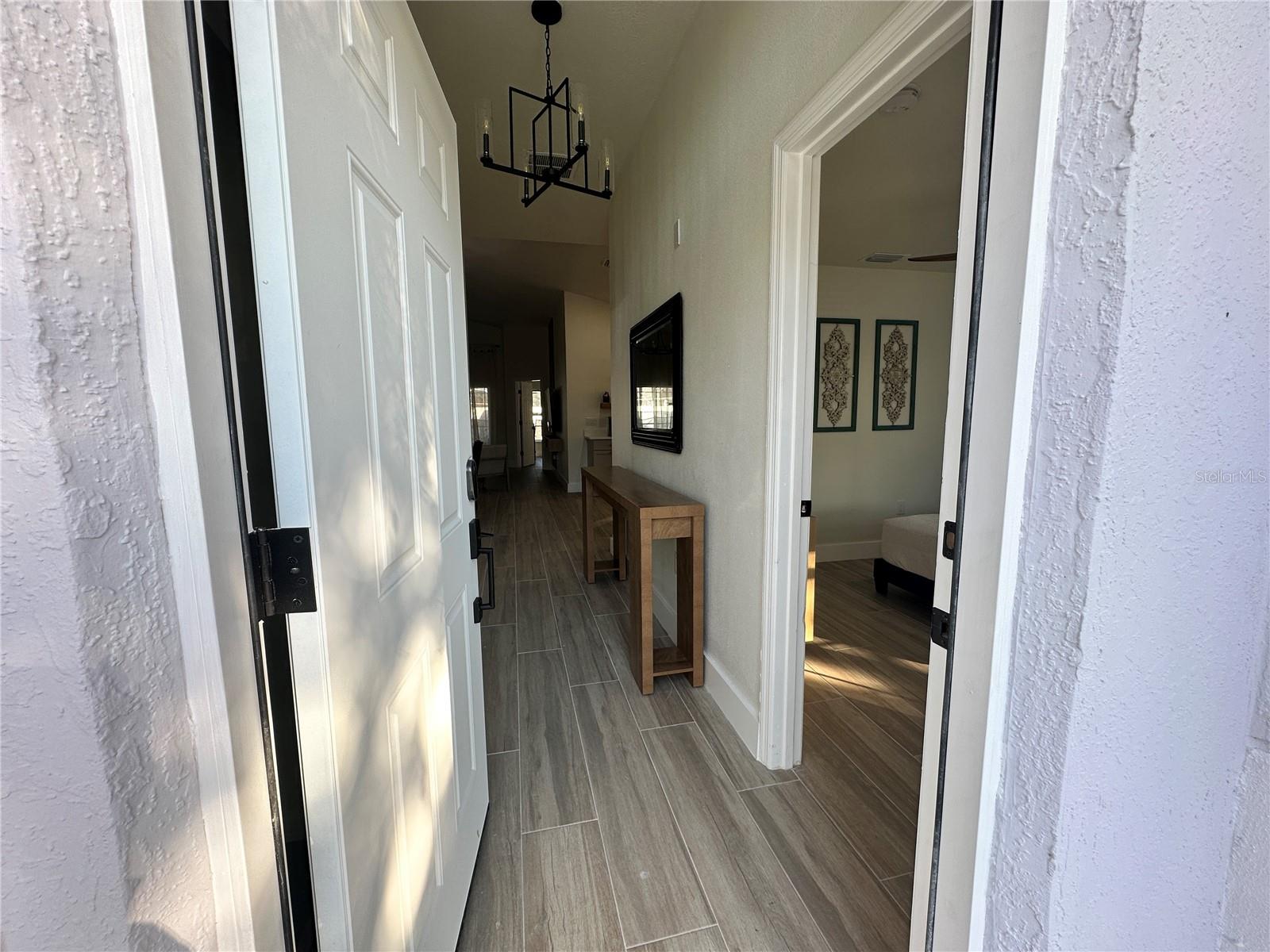 Image 3 of 49 For 17410 Woodcrest Way