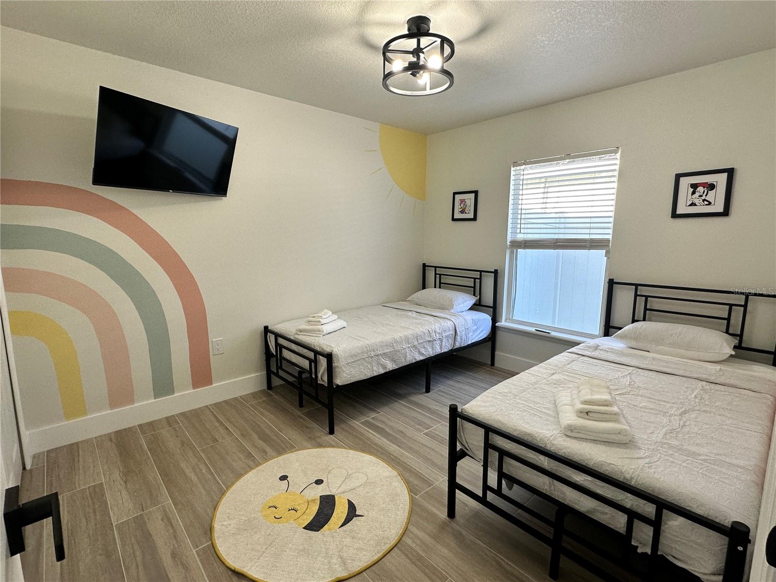 Image 32 of 49 For 17410 Woodcrest Way