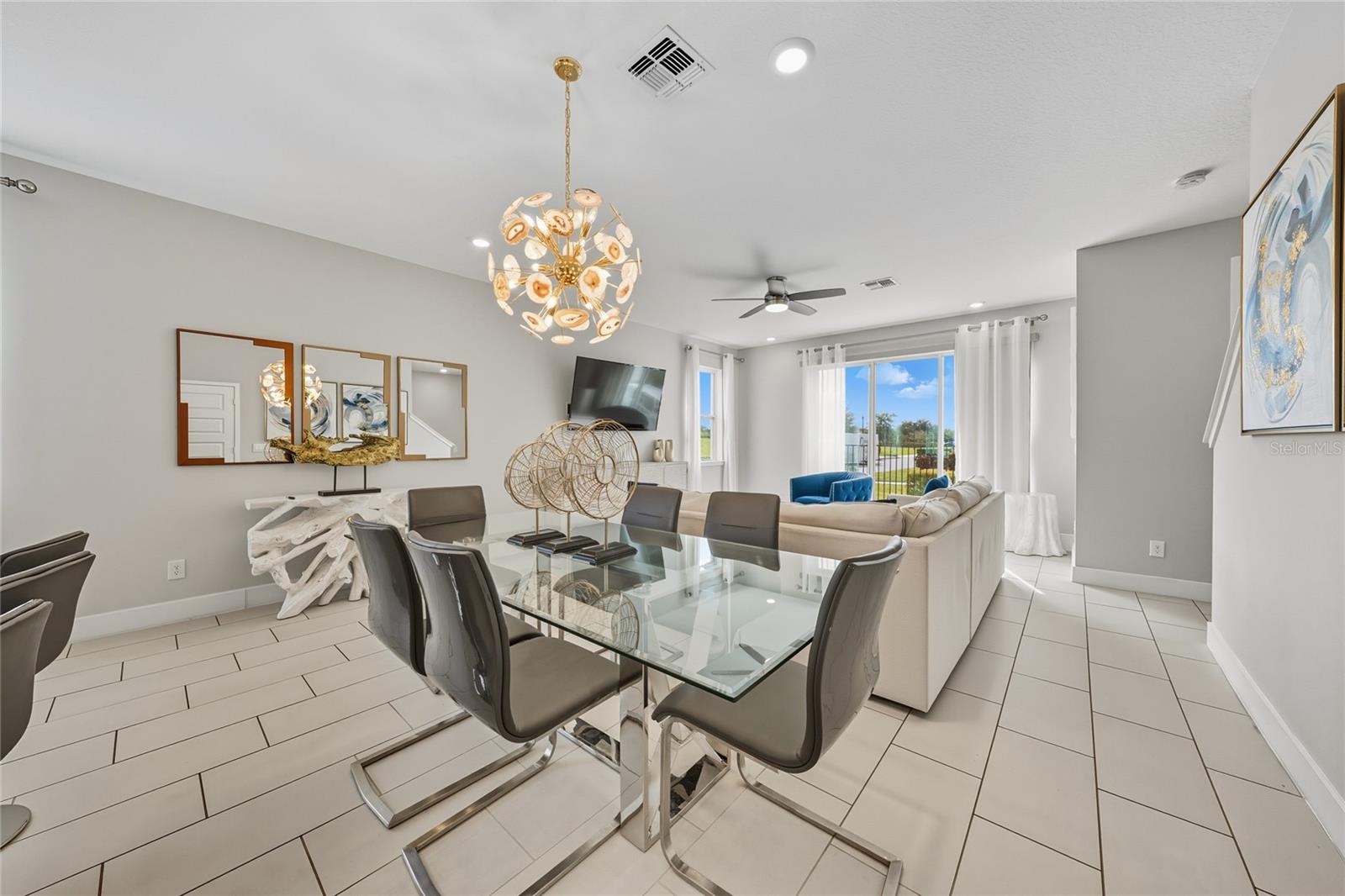 Image 14 of 42 For 7900 Draw Street