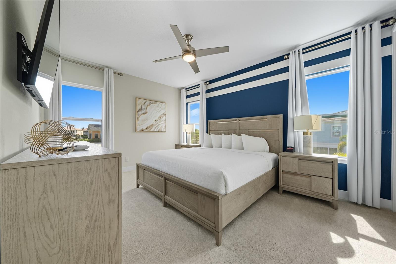 Image 26 of 42 For 7900 Draw Street