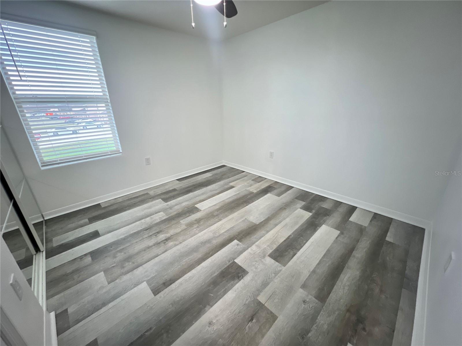 Image 12 of 31 For 1719 Walnut Creek Drive