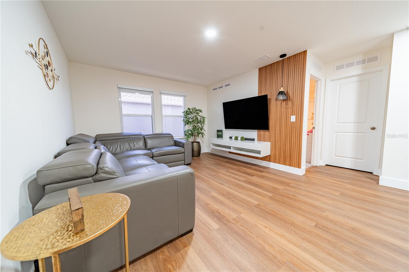 Image 28 of 40 For 1550 Sepal Street