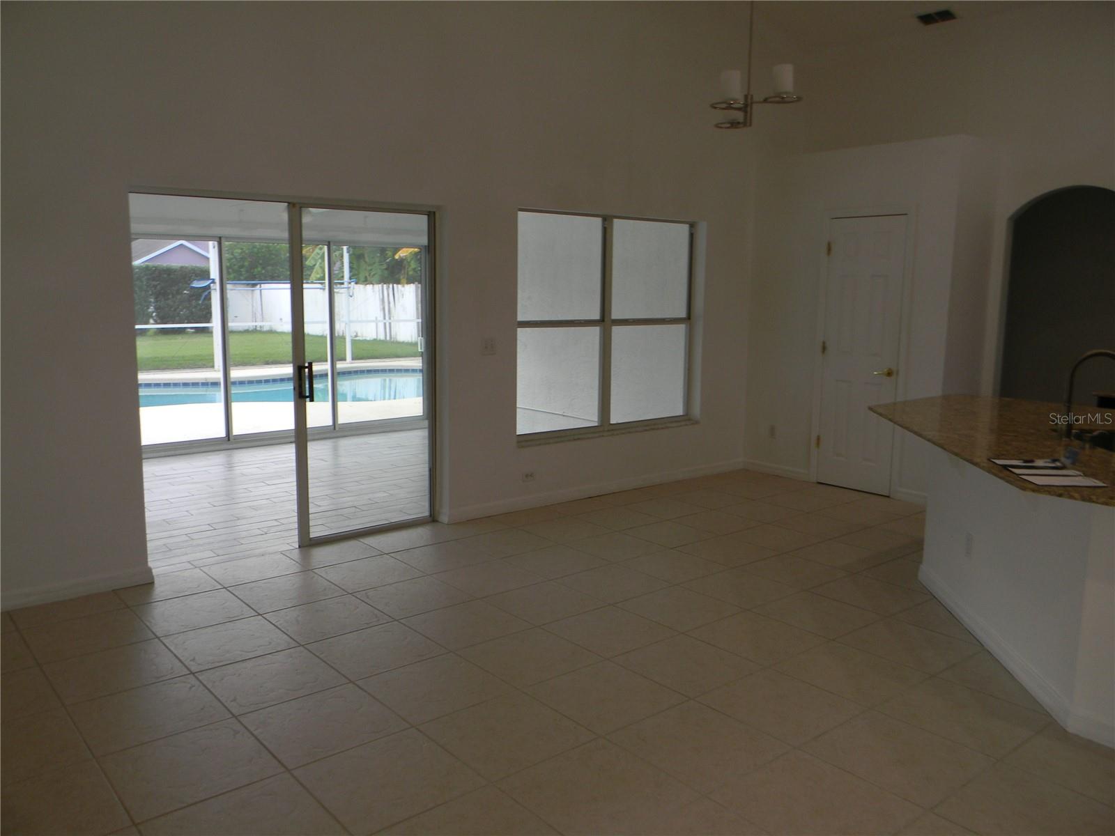 Image 11 of 52 For 2318 Laurel Pine Lane