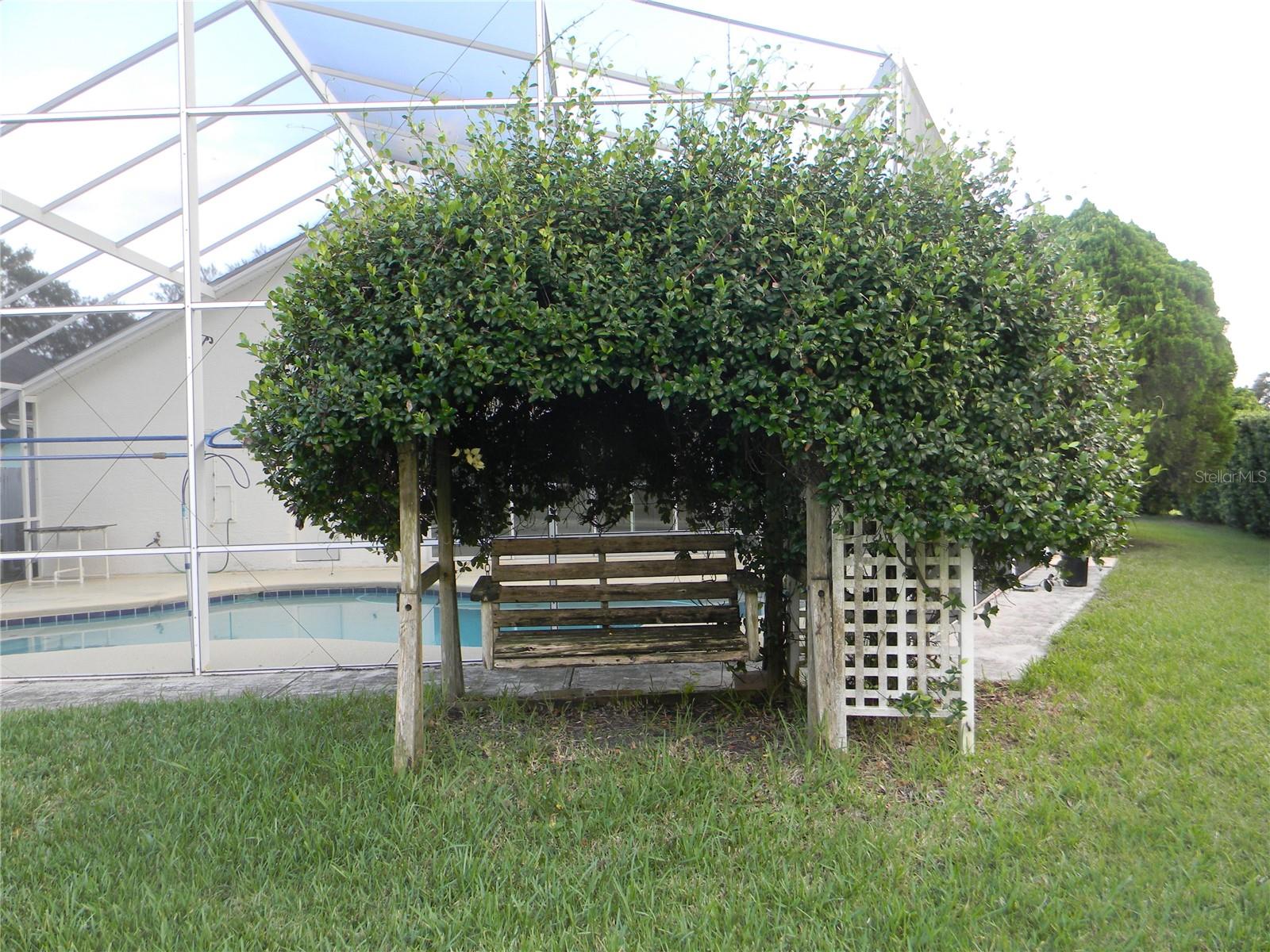 Image 33 of 52 For 2318 Laurel Pine Lane