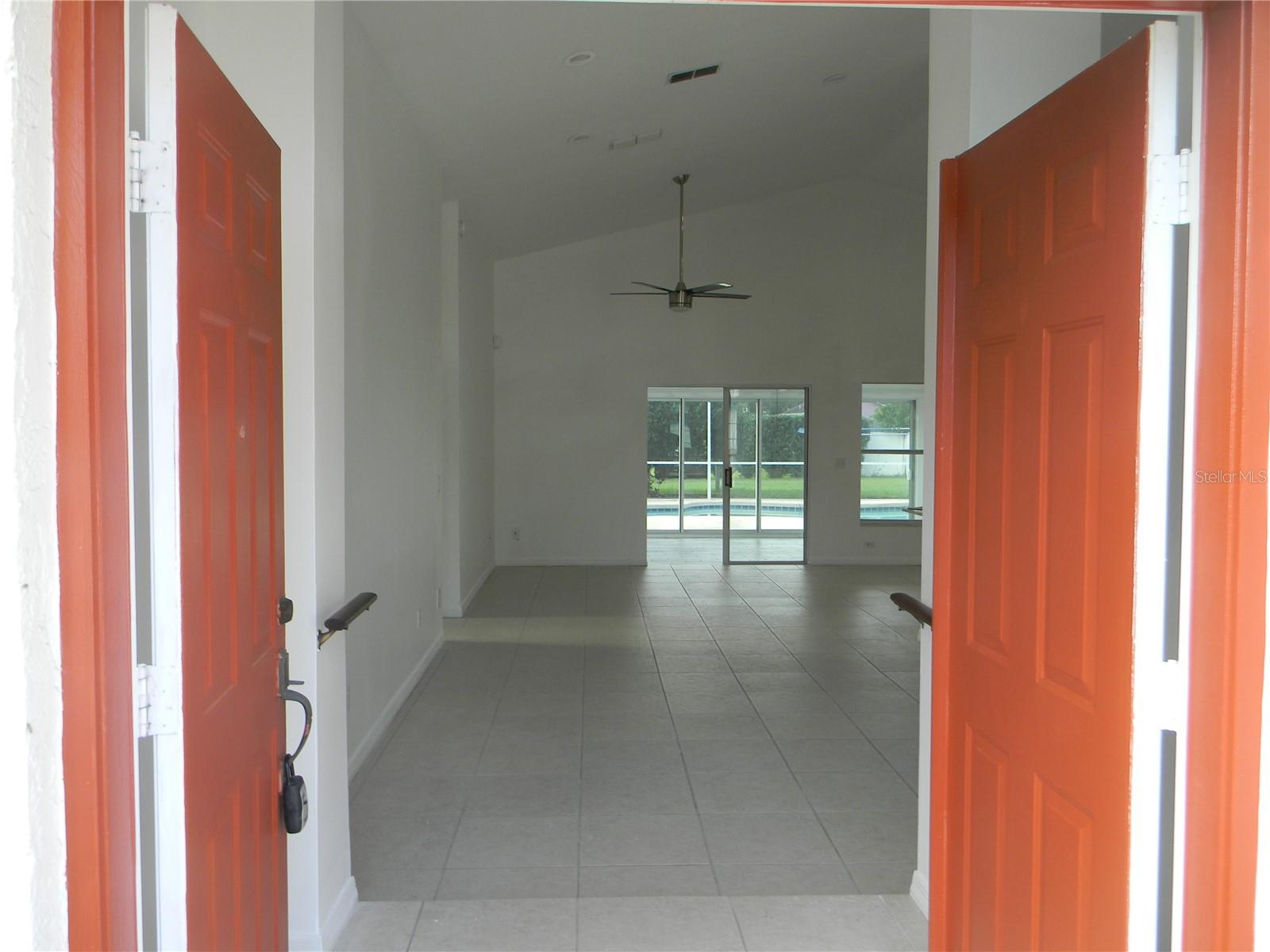 Image 4 of 52 For 2318 Laurel Pine Lane
