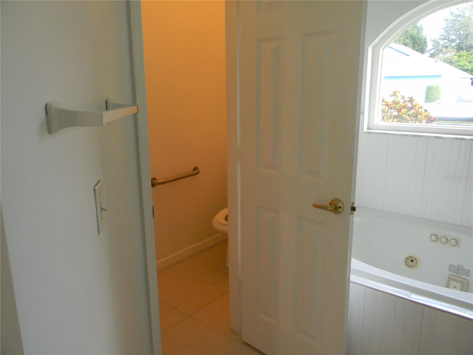 Image 40 of 52 For 2318 Laurel Pine Lane