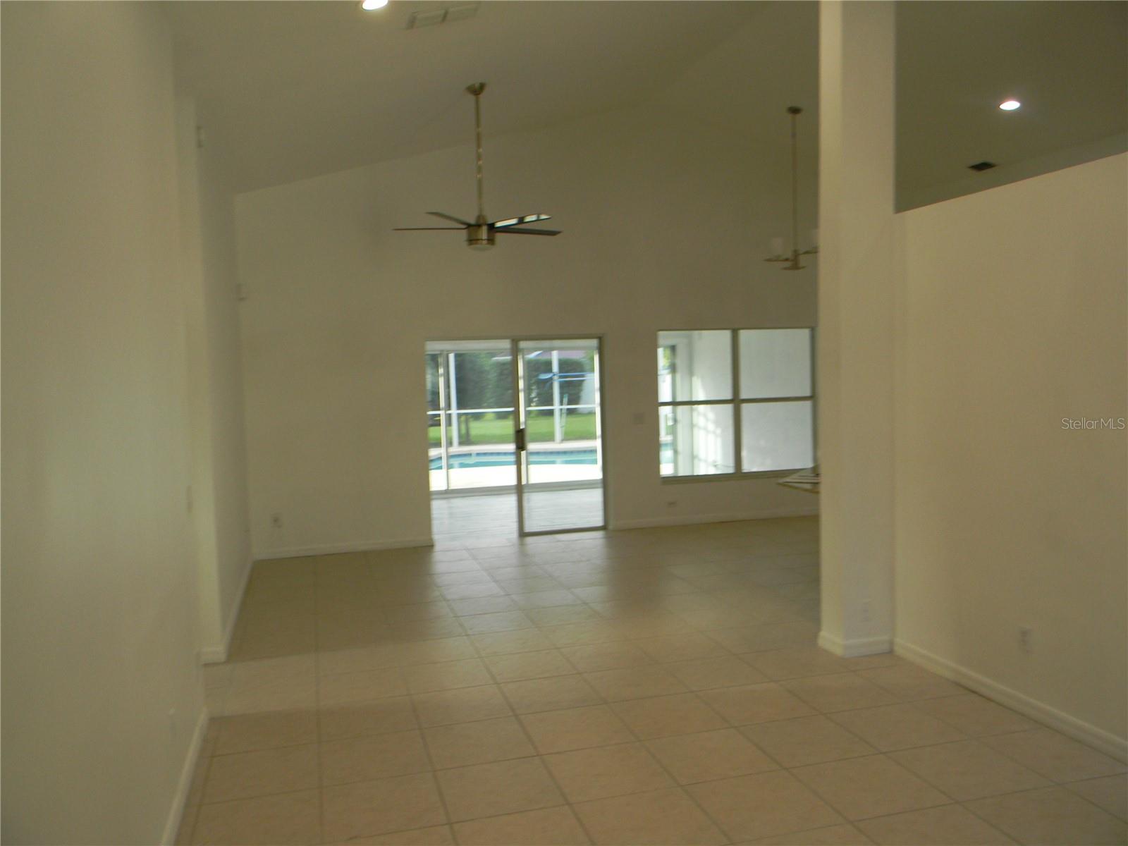 Image 5 of 52 For 2318 Laurel Pine Lane