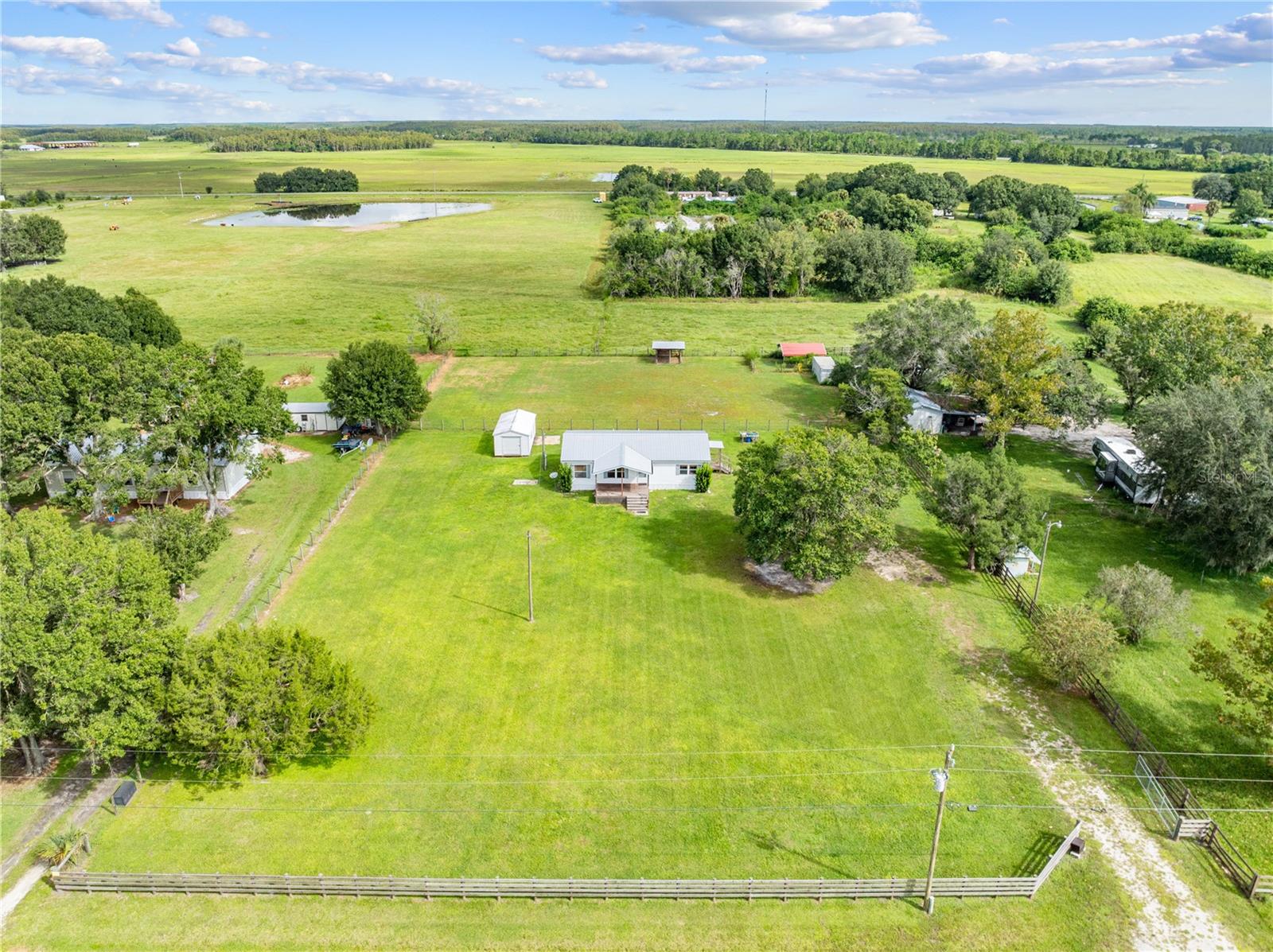 Image 2 of 49 For 805 Grant Bass Road