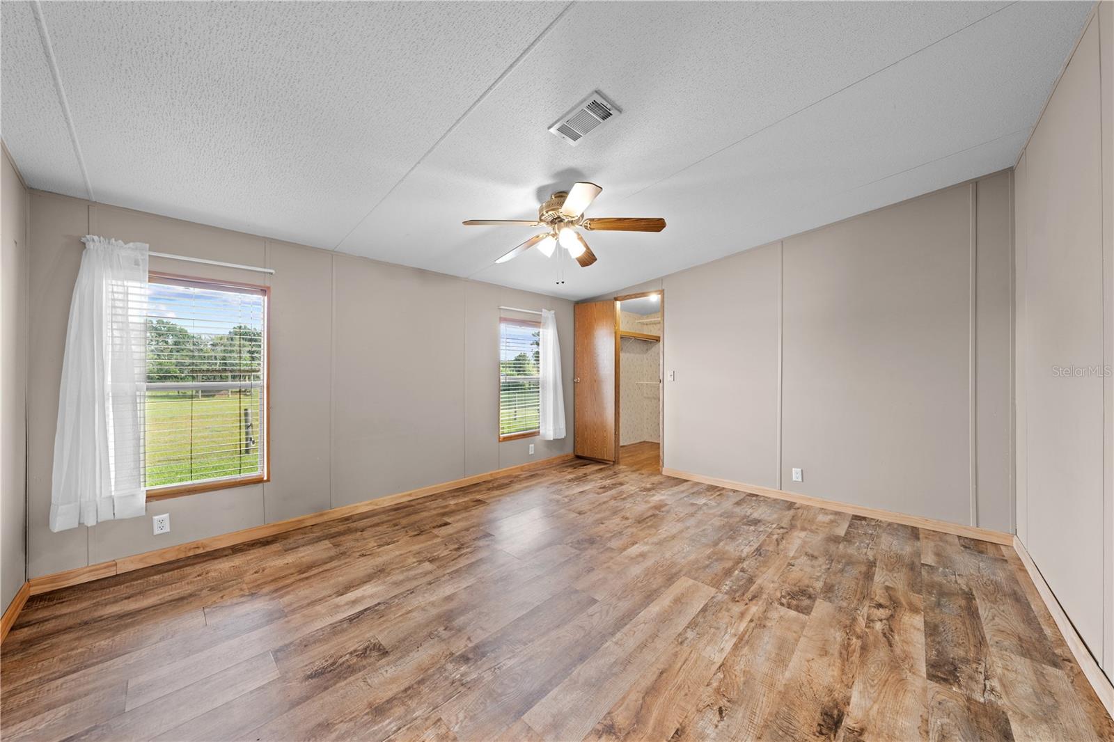 Image 21 of 49 For 805 Grant Bass Road