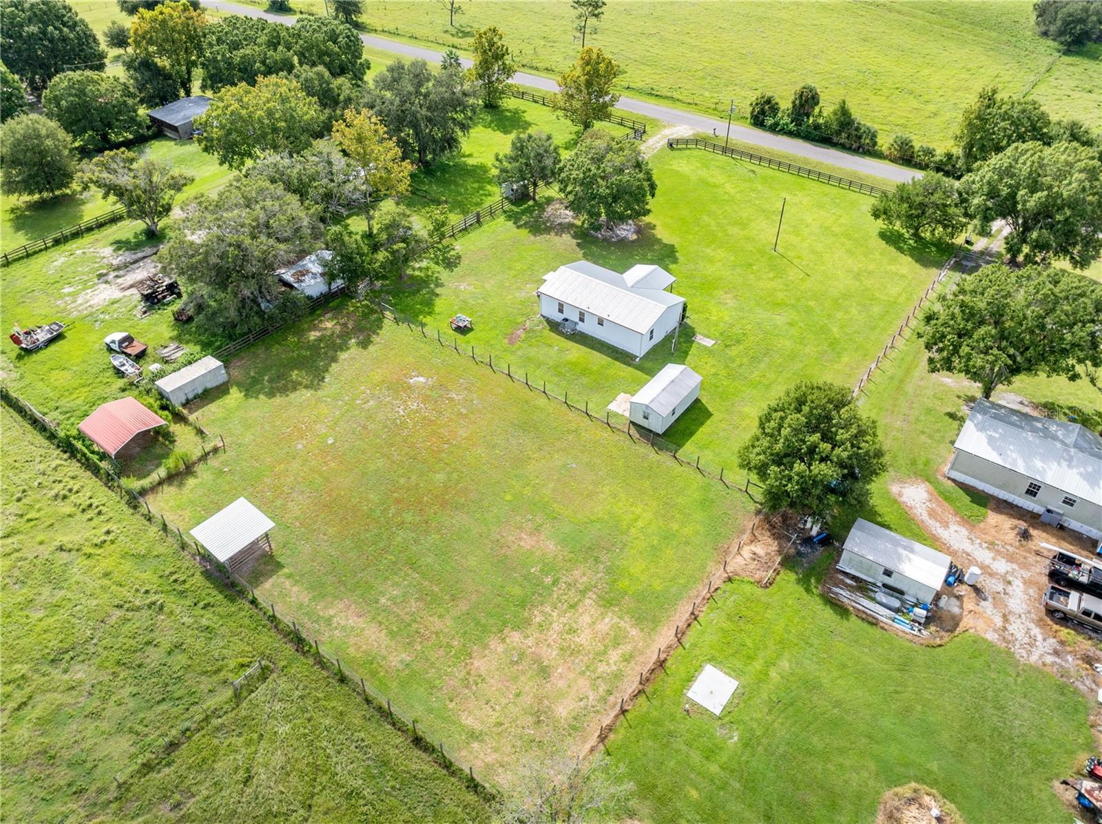 Image 39 of 49 For 805 Grant Bass Road