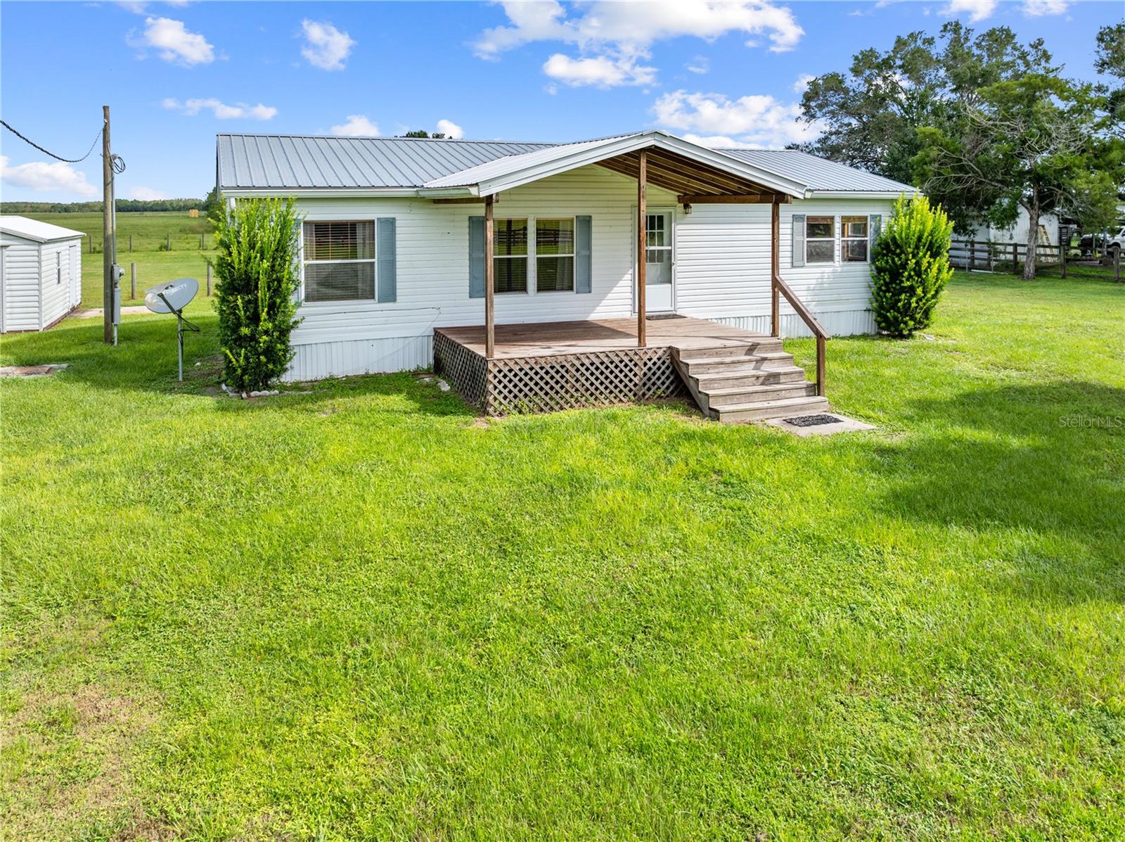 Image 4 of 49 For 805 Grant Bass Road