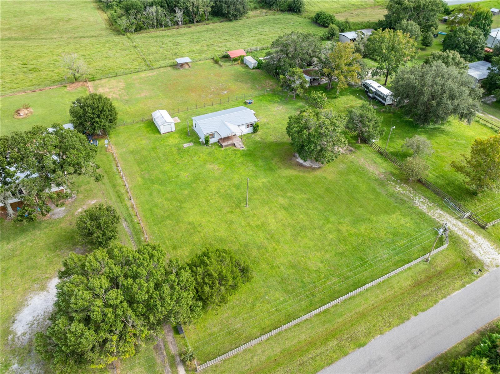 Image 47 of 49 For 805 Grant Bass Road