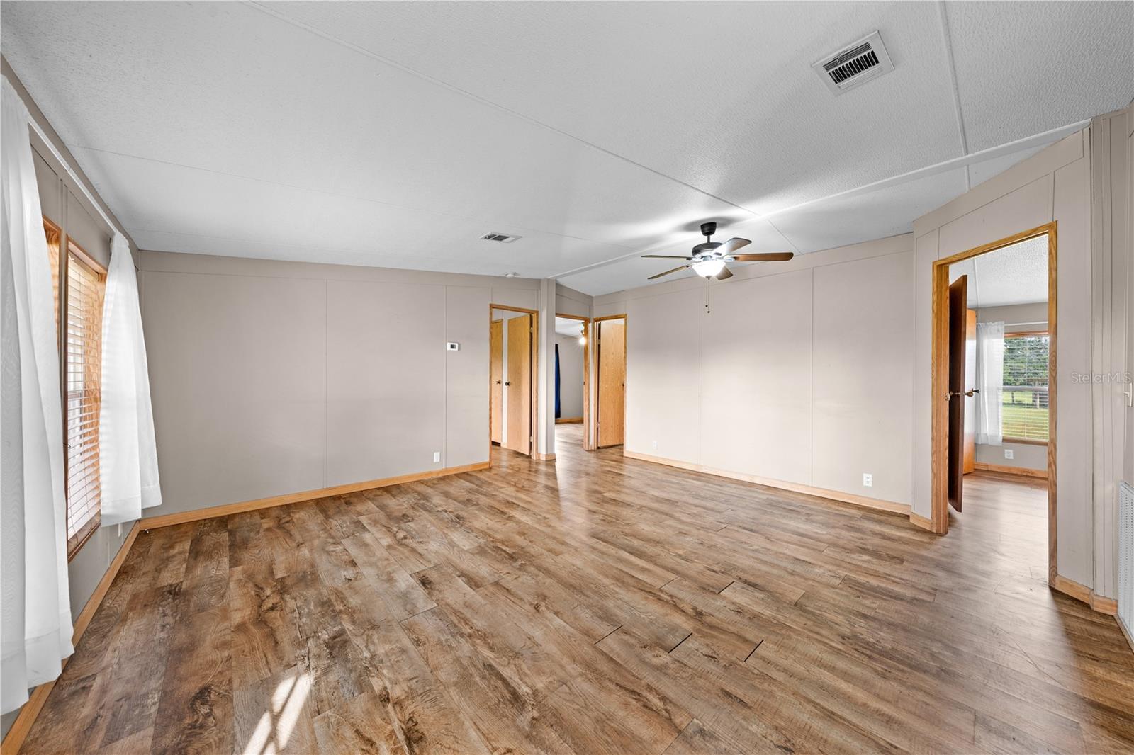 Image 7 of 49 For 805 Grant Bass Road