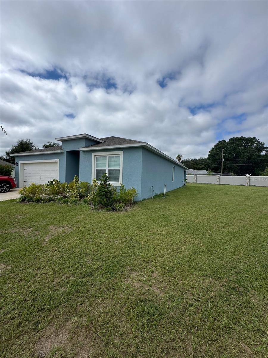 Image 2 of 20 For 823 Auburn Grove Court