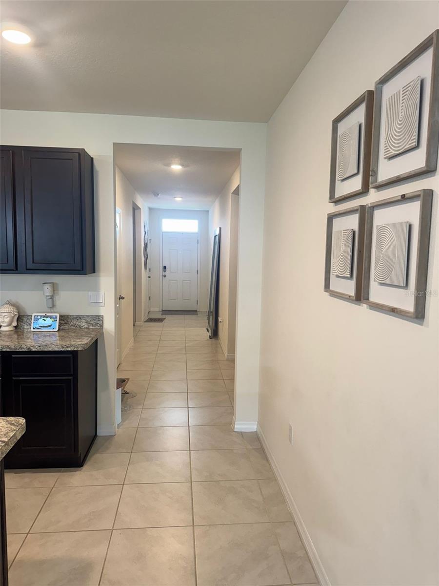Image 9 of 20 For 823 Auburn Grove Court