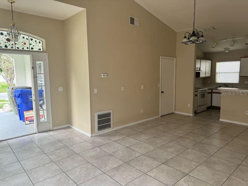 Image 7 of 20 For 2161 Jessa Drive